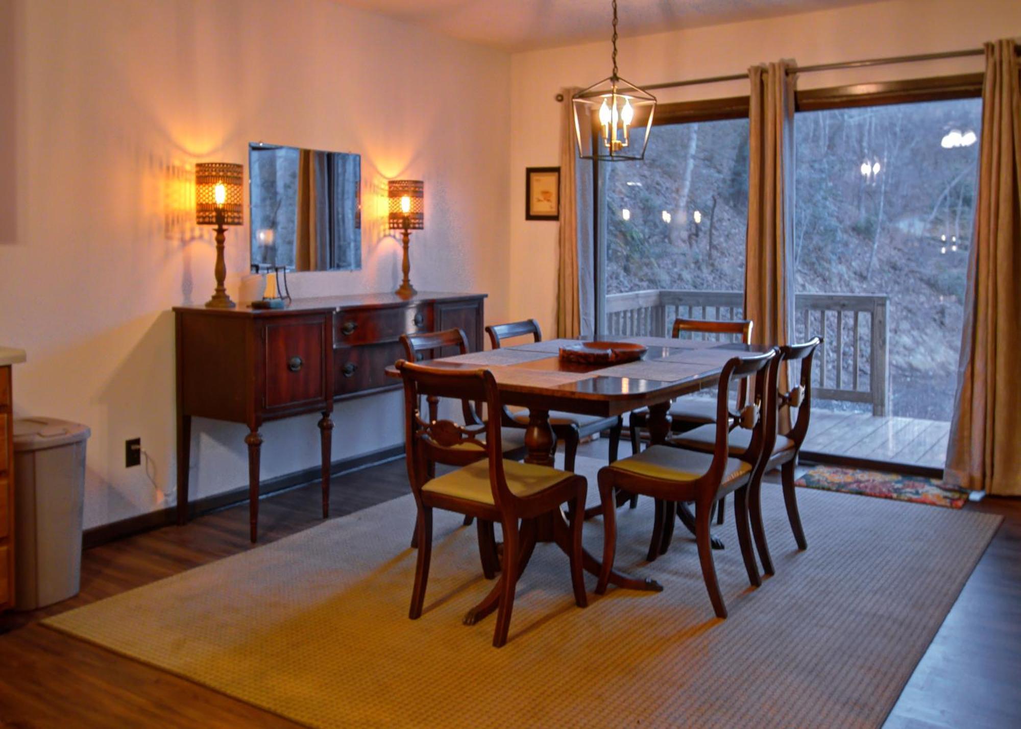 Mt Mitchell Cabin Rentals Burnsville Rom bilde