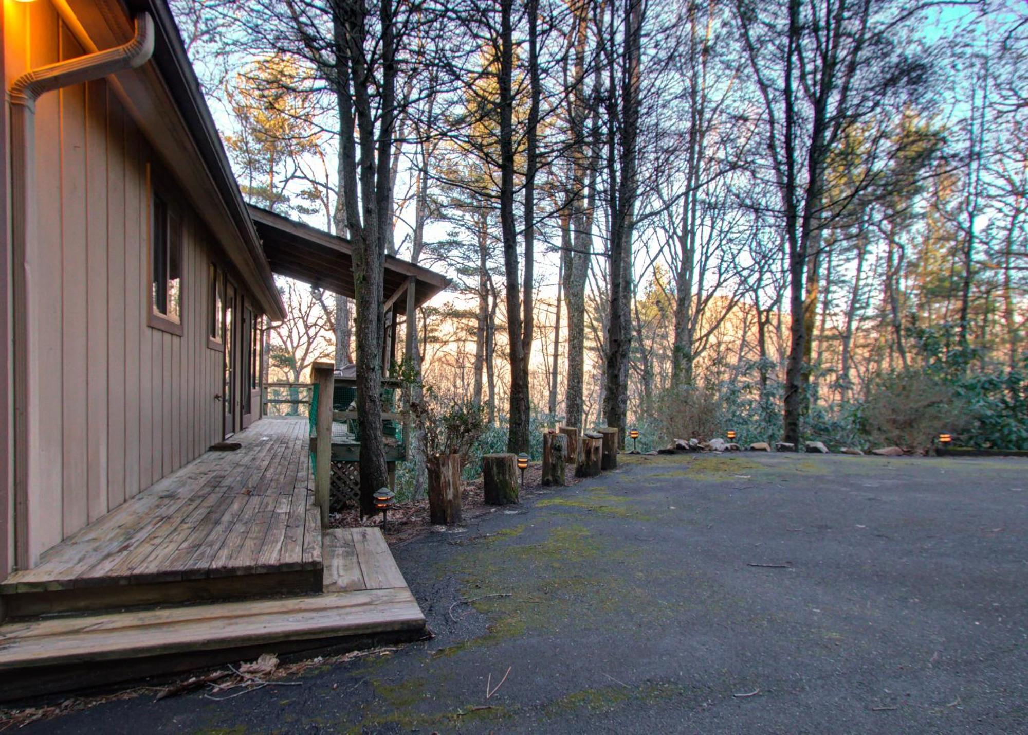 Mt Mitchell Cabin Rentals Burnsville Rom bilde