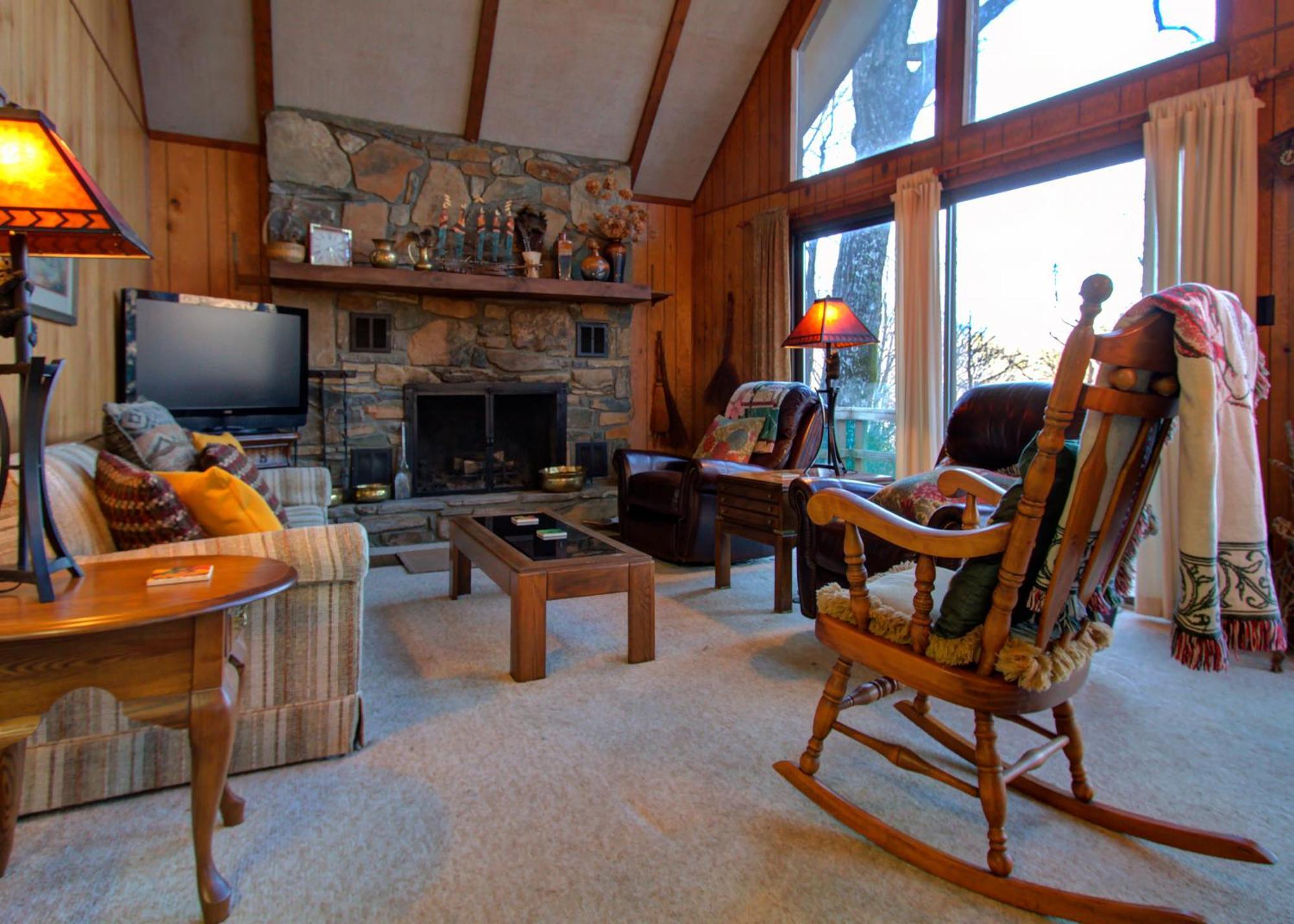 Mt Mitchell Cabin Rentals Burnsville Rom bilde